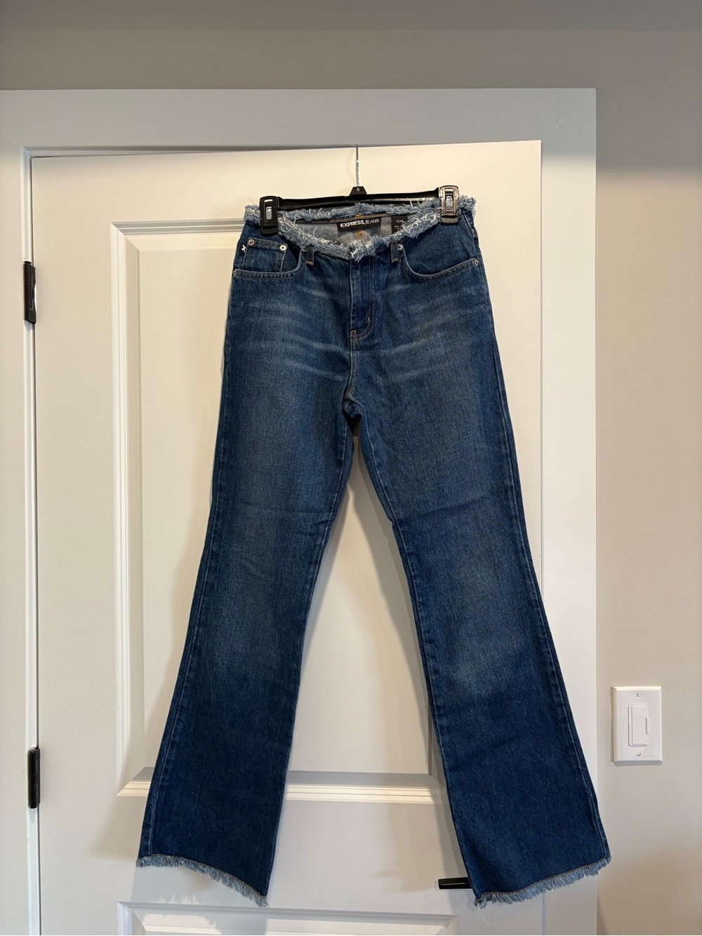 Dark Blue Low-Rise Flared Women's Jeans - Classic Denim